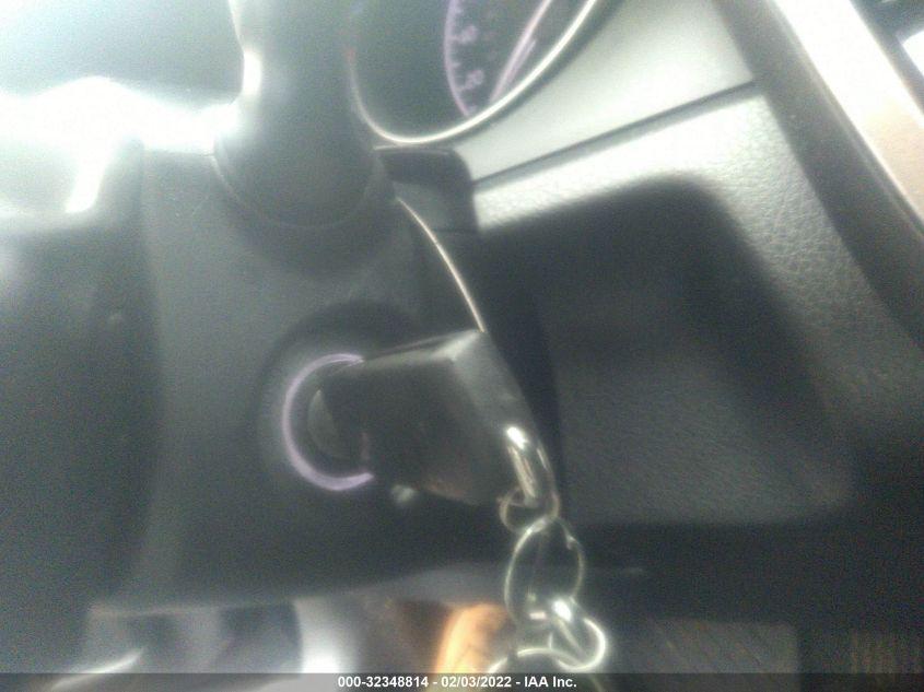 TOYOTA CAMRY SE 2021