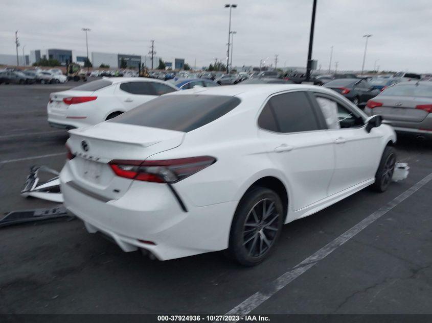 TOYOTA CAMRY SE NIGHTSHADE 2022