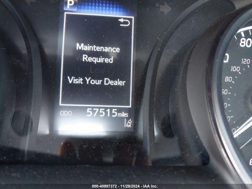 TOYOTA CAMRY SE 2023