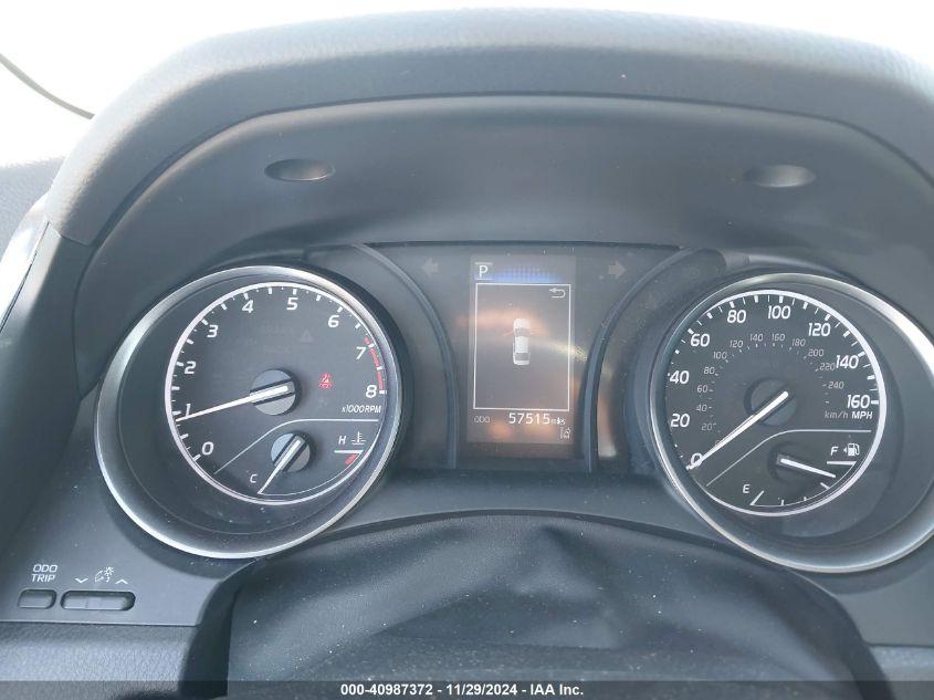 TOYOTA CAMRY SE 2023