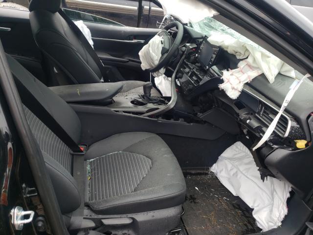 TOYOTA CAMRY SE 2021