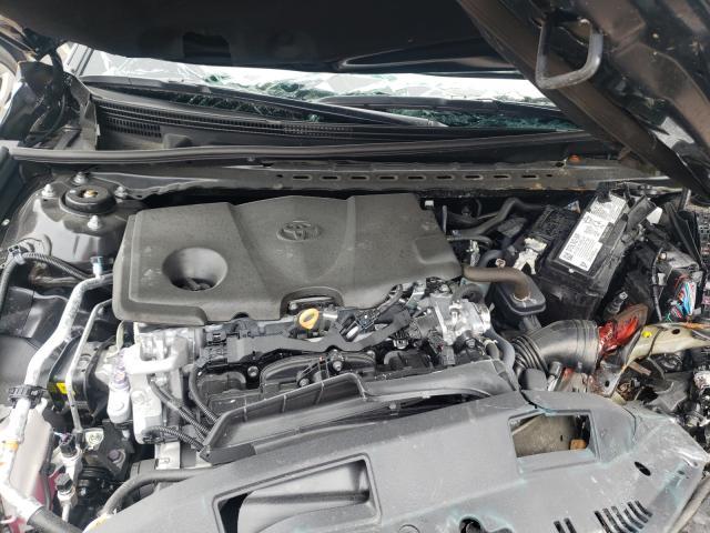 TOYOTA CAMRY SE 2021