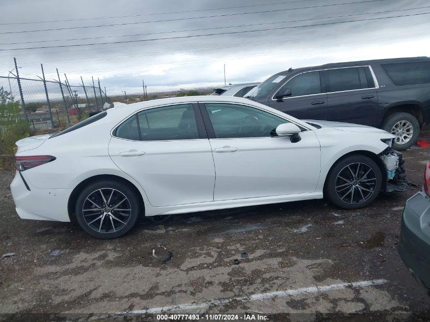 TOYOTA CAMRY SE 2022