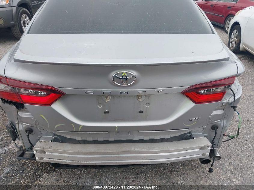 TOYOTA CAMRY SE 2023