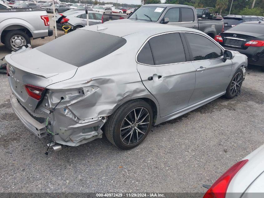 TOYOTA CAMRY SE 2023