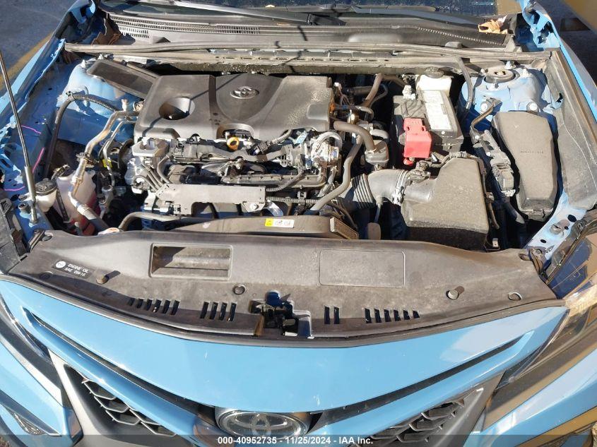 TOYOTA CAMRY SE 2024