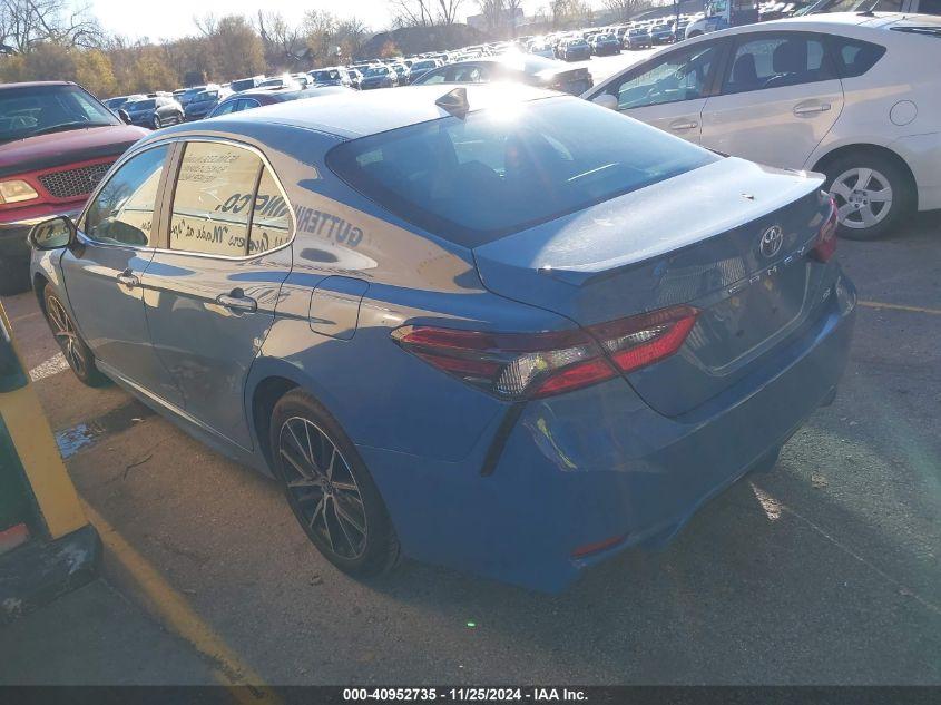 TOYOTA CAMRY SE 2024