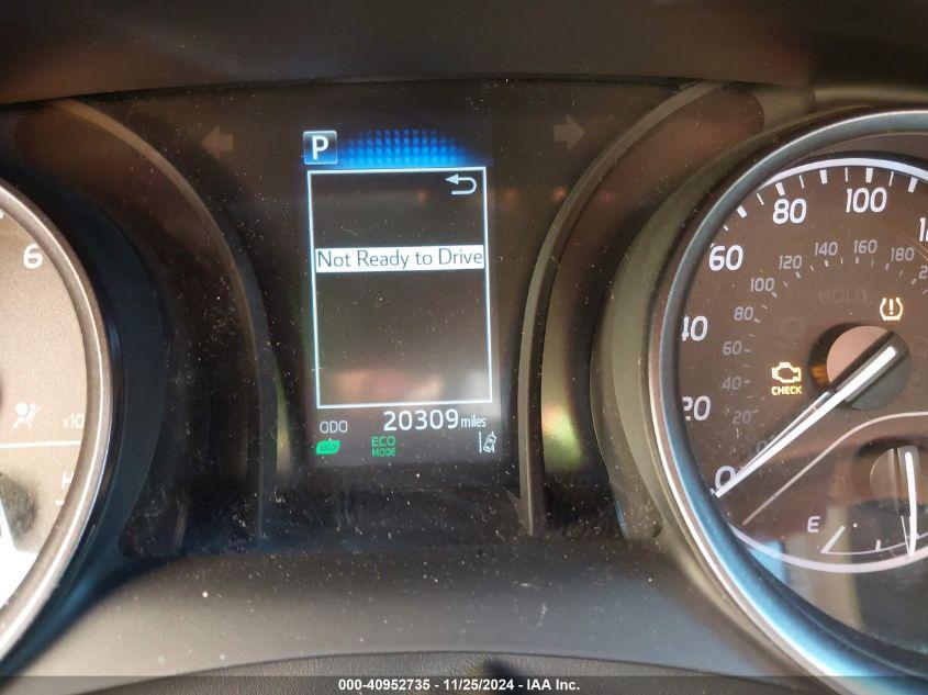 TOYOTA CAMRY SE 2024