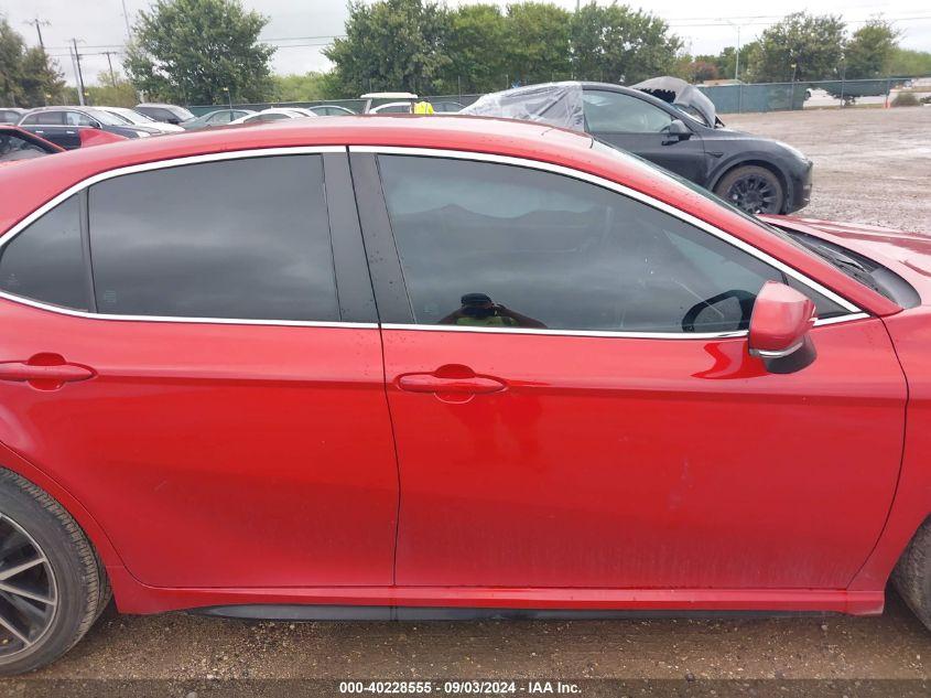 TOYOTA CAMRY SE/SE NIGHT SHADE 2022