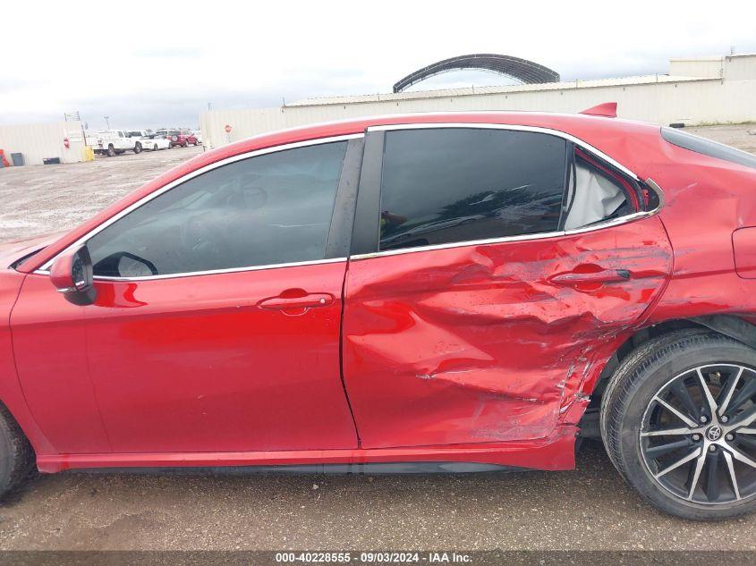 TOYOTA CAMRY SE/SE NIGHT SHADE 2022