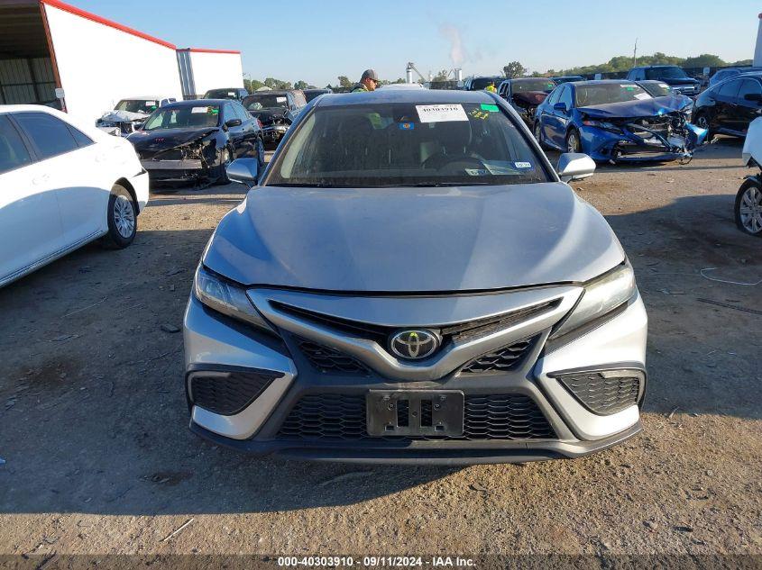 TOYOTA CAMRY SE 2022