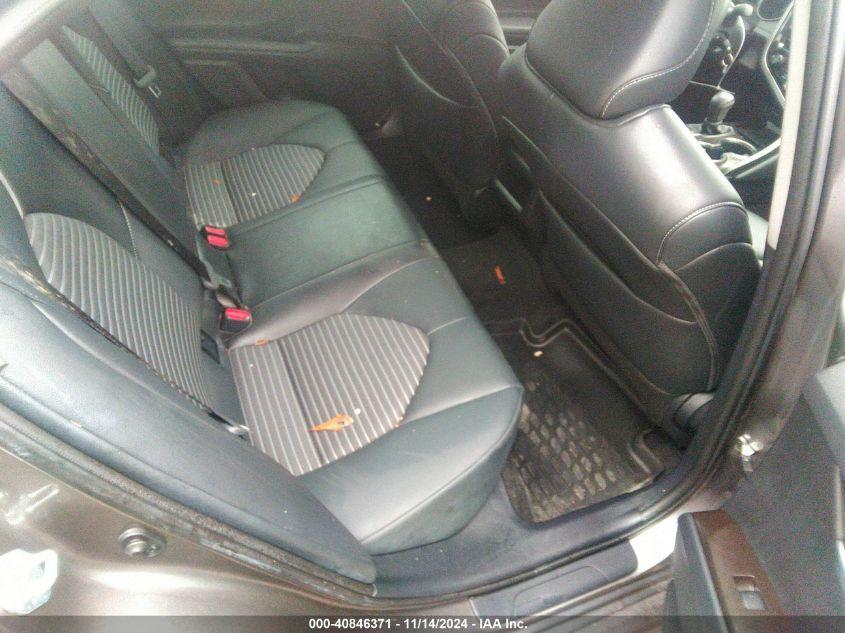 TOYOTA CAMRY SE 2024