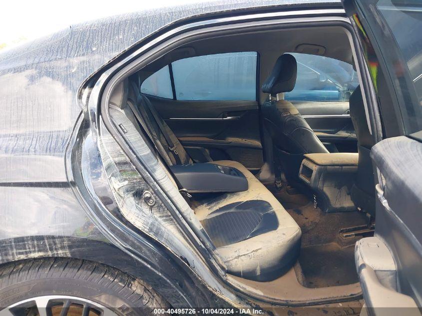 TOYOTA CAMRY SE 2020