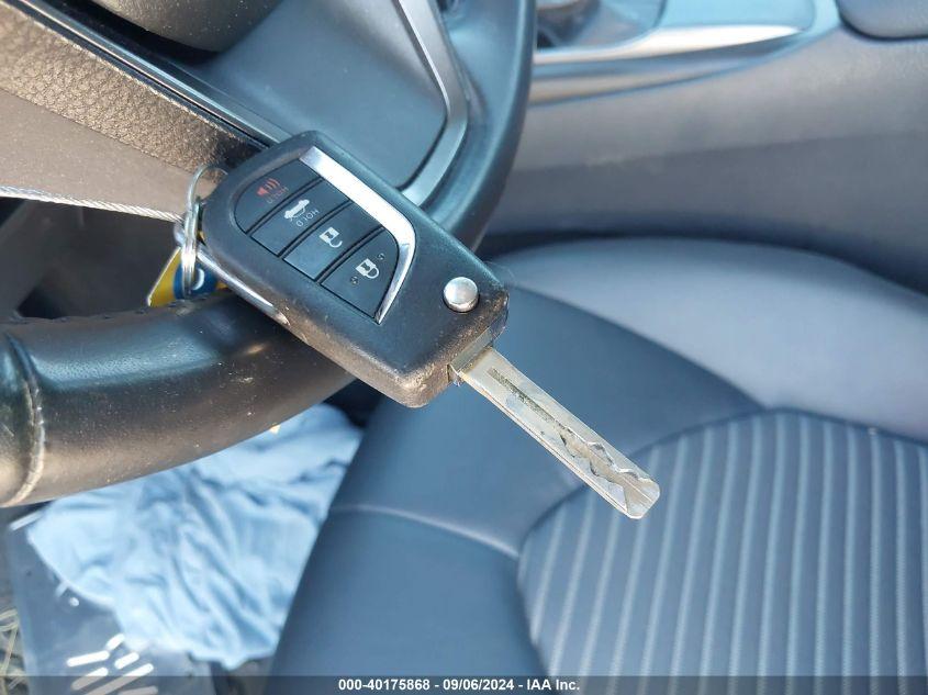 TOYOTA CAMRY SE 2021