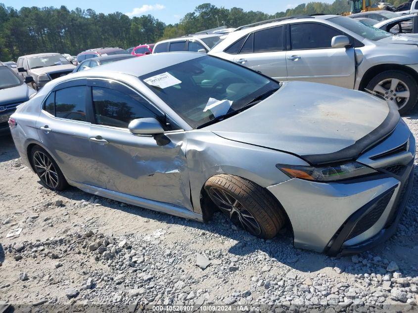 TOYOTA CAMRY SE AWD 2022