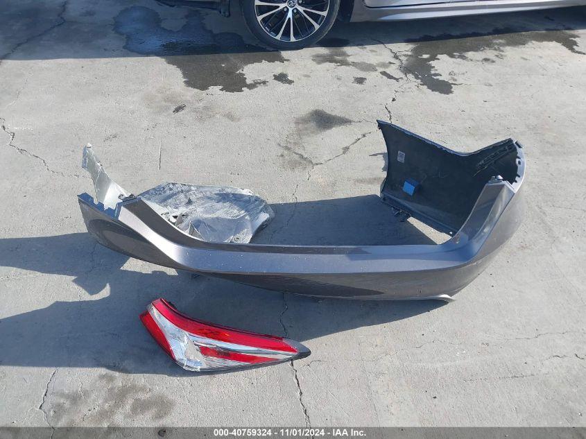 TOYOTA CAMRY SE HYBRID 2020