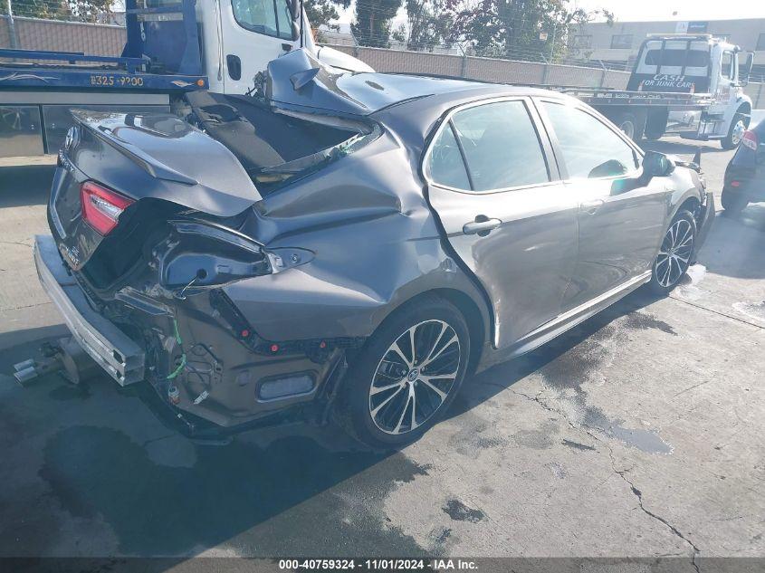 TOYOTA CAMRY SE HYBRID 2020