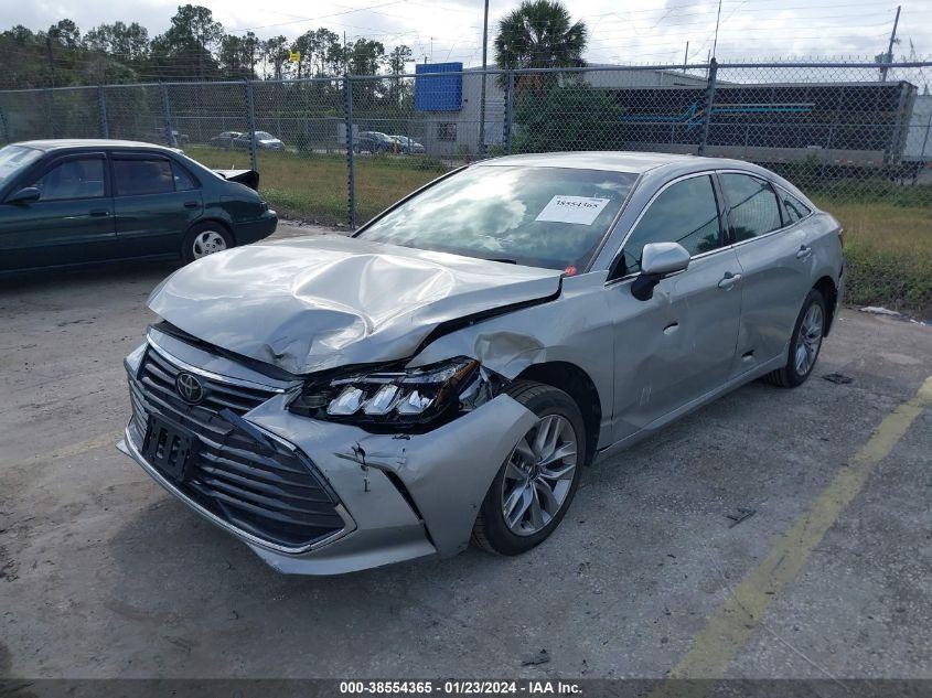 TOYOTA AVALON XLE 2022
