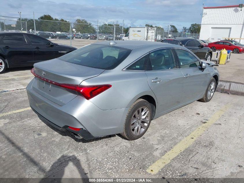 TOYOTA AVALON XLE 2022