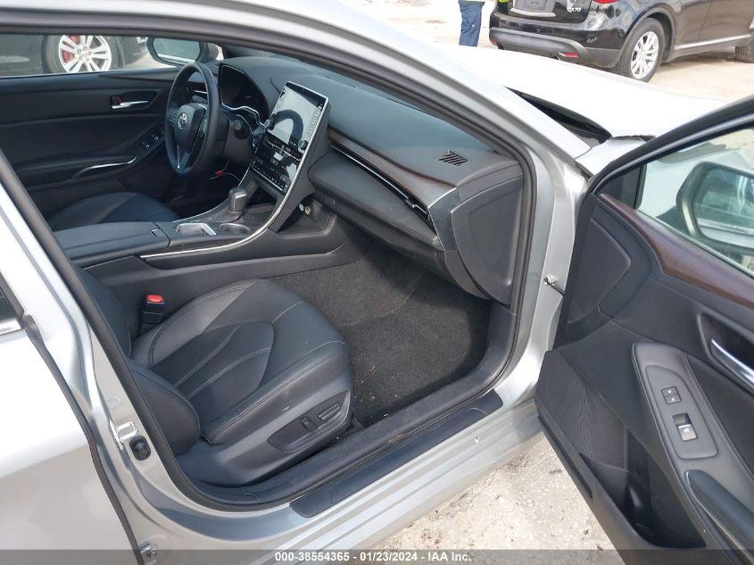 TOYOTA AVALON XLE 2022