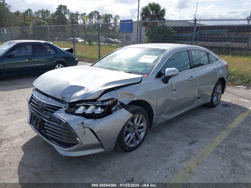 TOYOTA AVALON XLE 2022