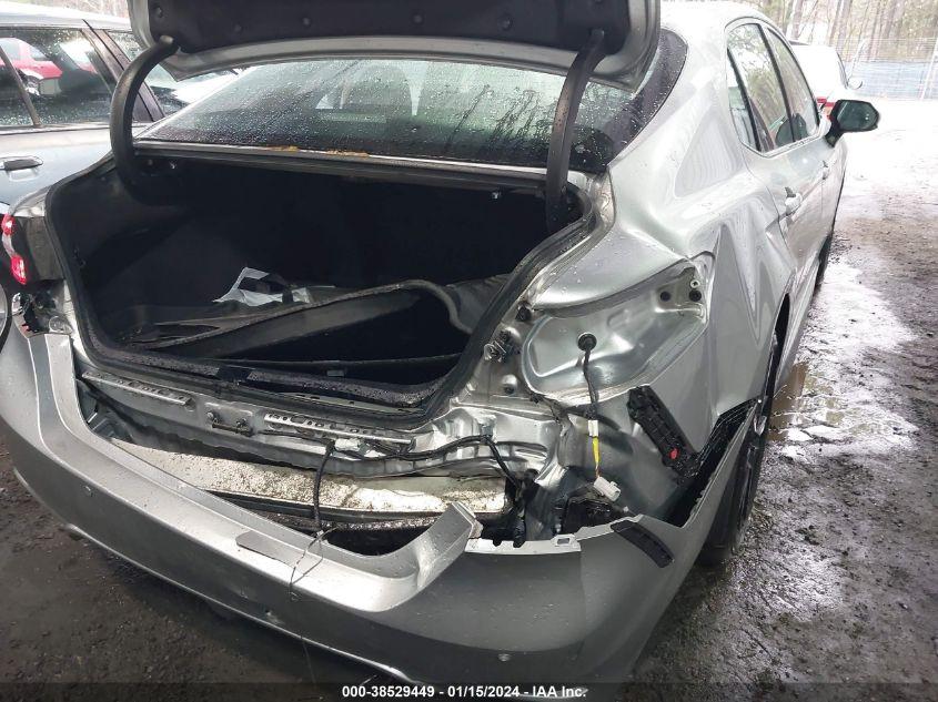 TOYOTA CAMRY XSE HYBRID 2022