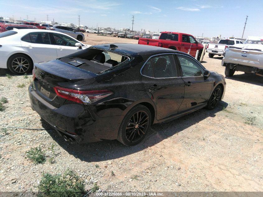 TOYOTA CAMRY XSE 2022