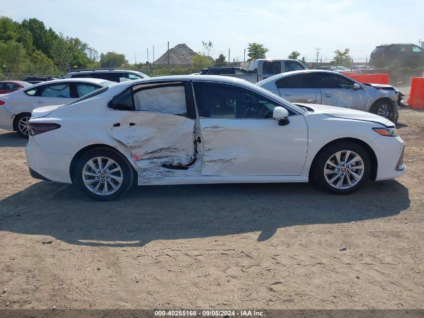 TOYOTA CAMRY LE 2022