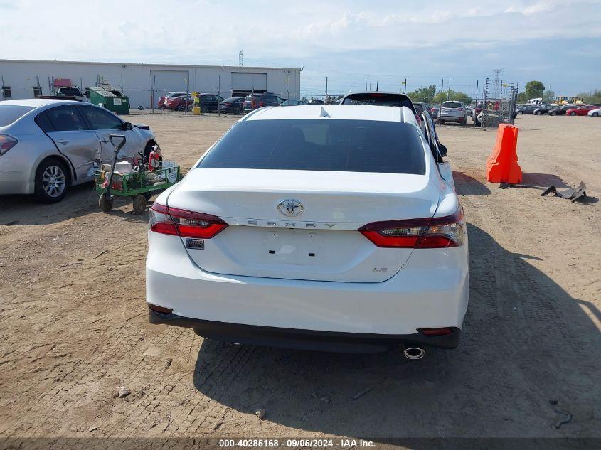 TOYOTA CAMRY LE 2022