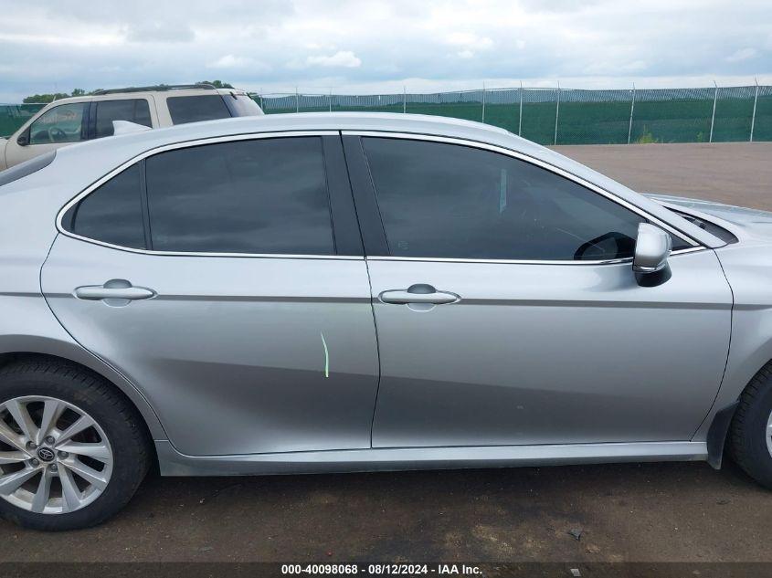 TOYOTA CAMRY LE 2022