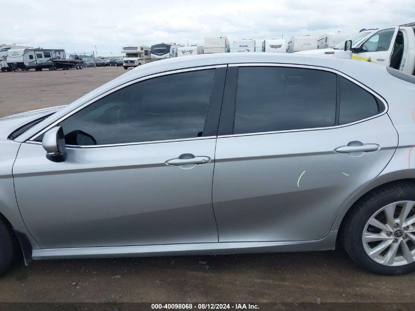 TOYOTA CAMRY LE 2022