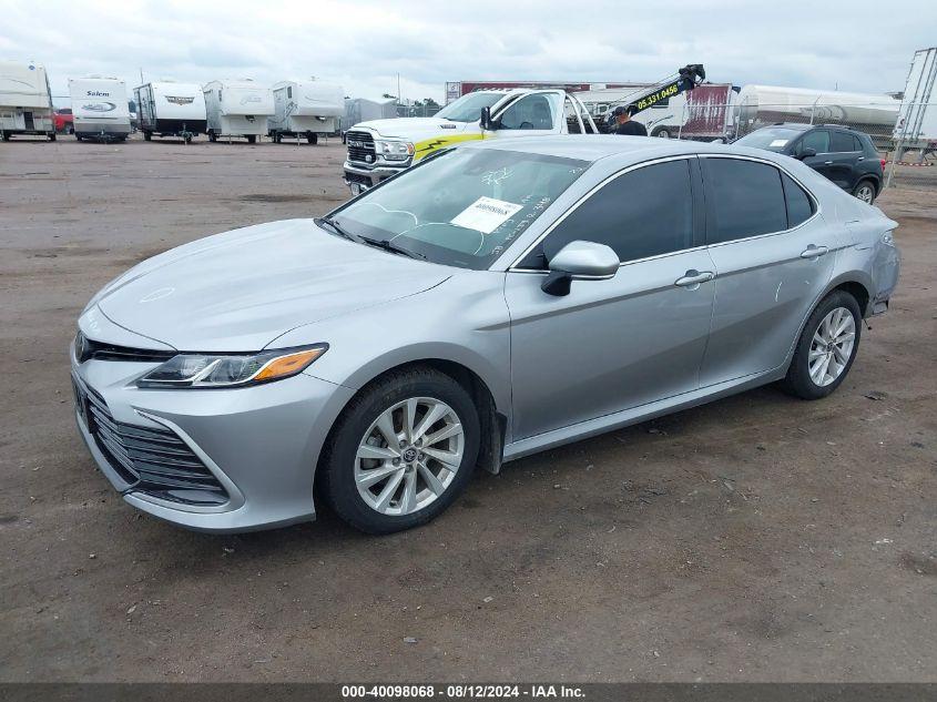 TOYOTA CAMRY LE 2022