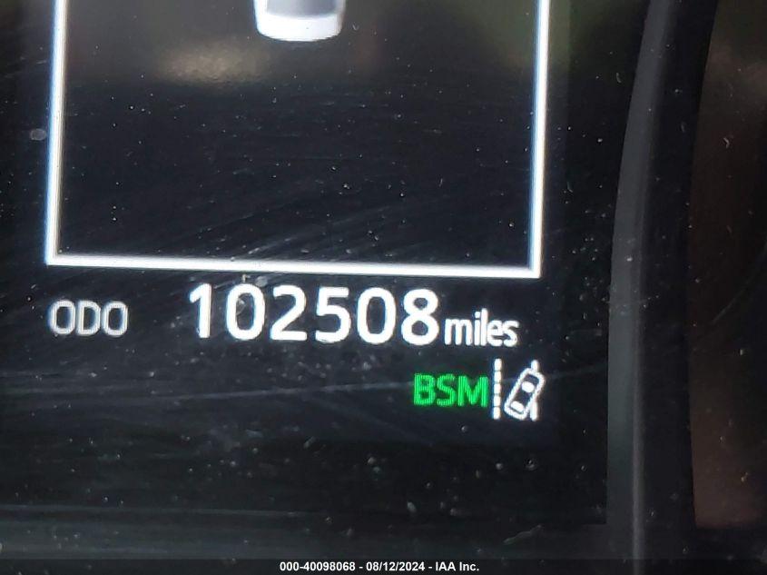 TOYOTA CAMRY LE 2022