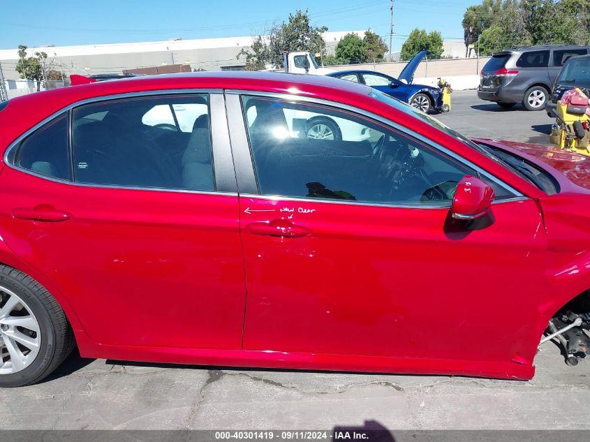 TOYOTA CAMRY LE 2024