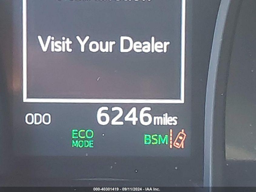 TOYOTA CAMRY LE 2024