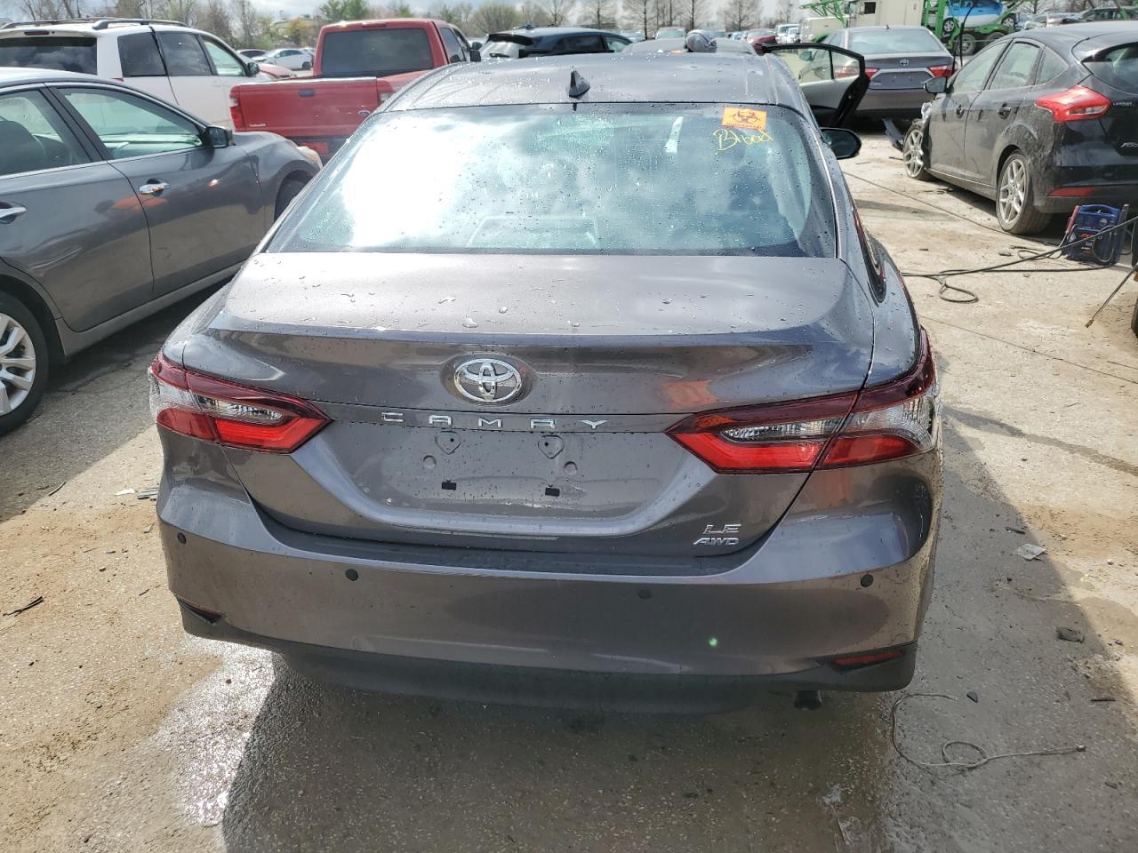 TOYOTA CAMRY LE LE 2024