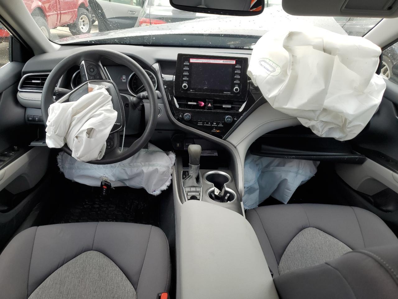 TOYOTA CAMRY LE LE 2024