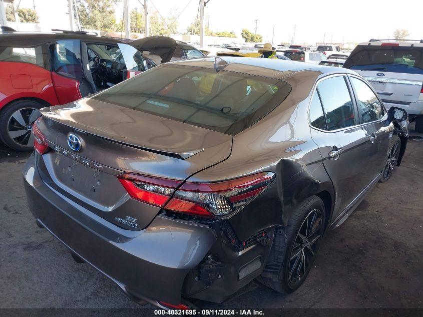 TOYOTA CAMRY SE HYBRID 2023