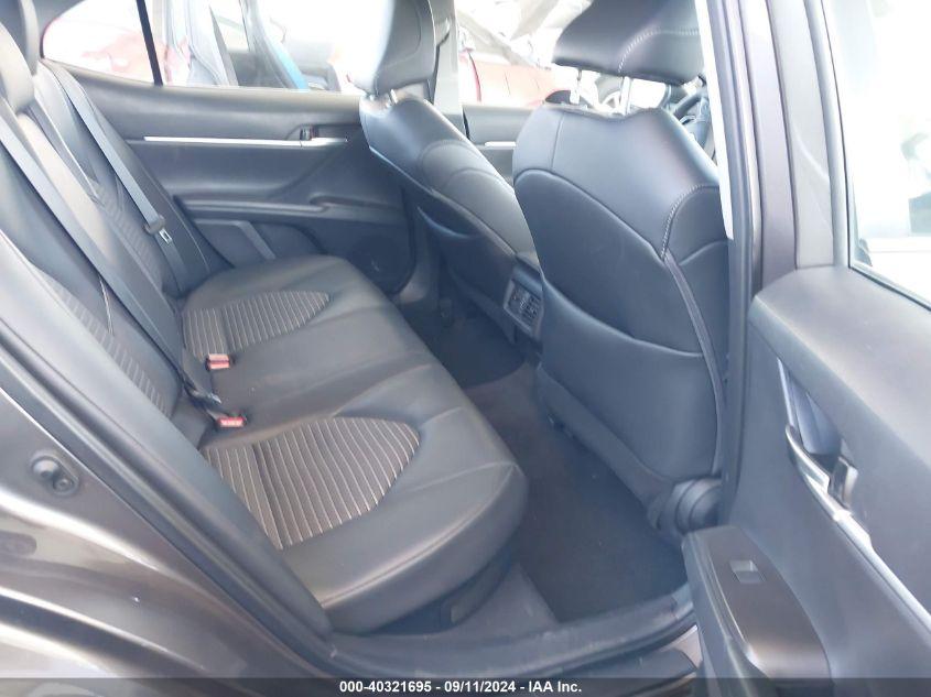 TOYOTA CAMRY SE HYBRID 2023