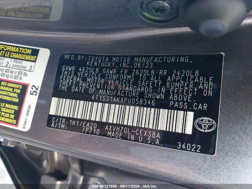 TOYOTA CAMRY SE HYBRID 2023