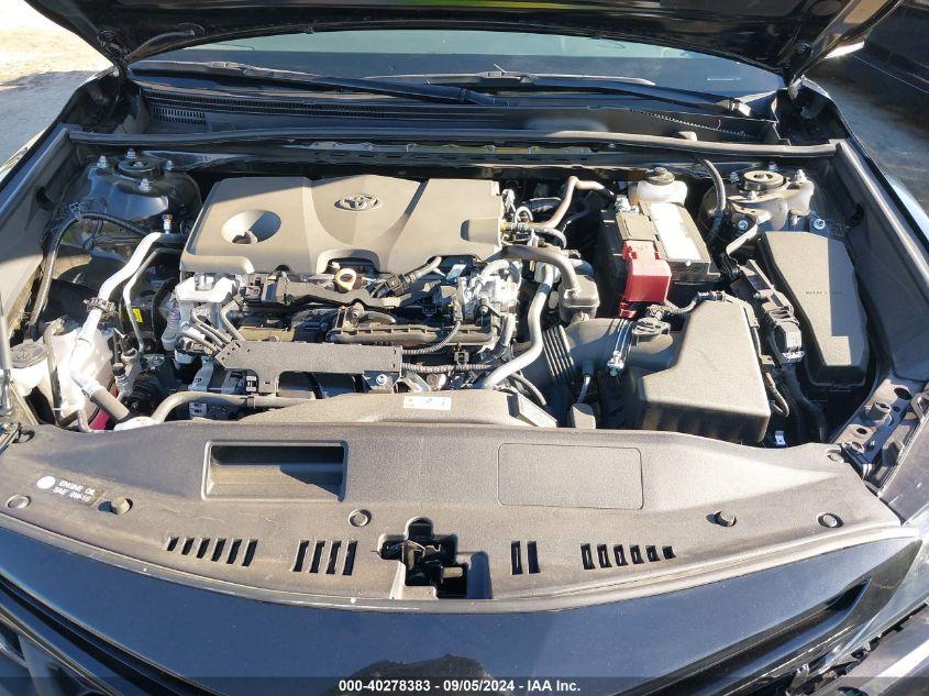 TOYOTA CAMRY SE 2024