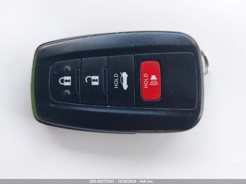 TOYOTA CAMRY SE 2024