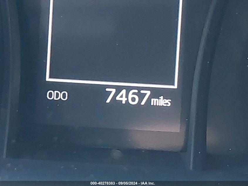 TOYOTA CAMRY SE 2024