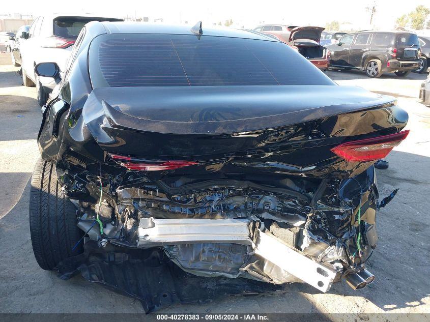 TOYOTA CAMRY SE 2024