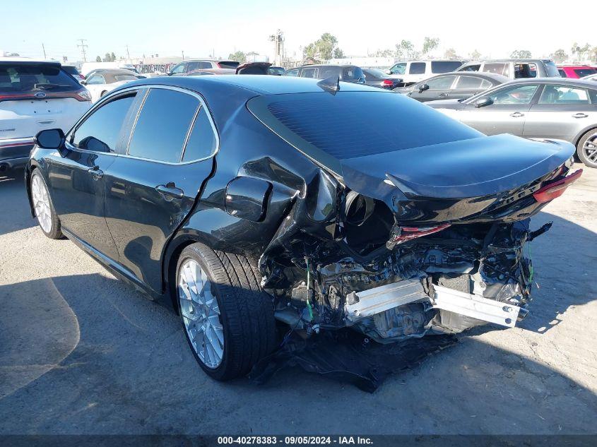 TOYOTA CAMRY SE 2024