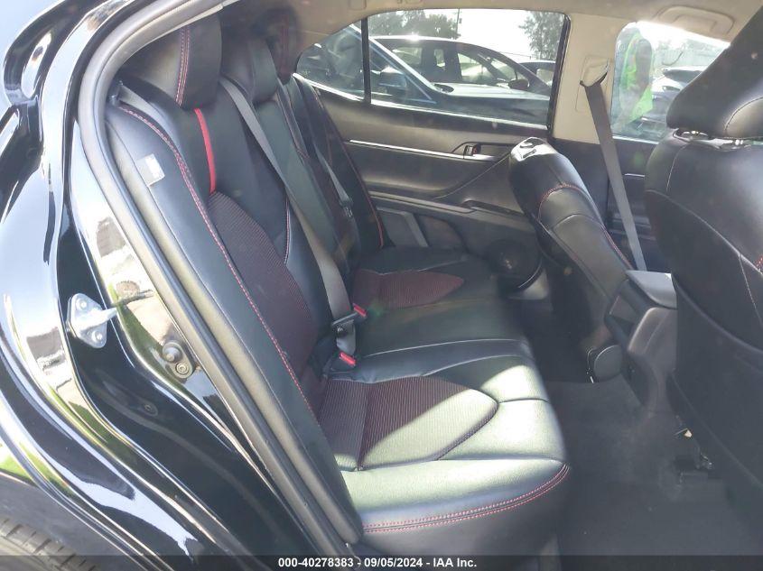 TOYOTA CAMRY SE 2024