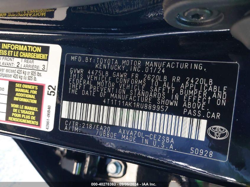 TOYOTA CAMRY SE 2024