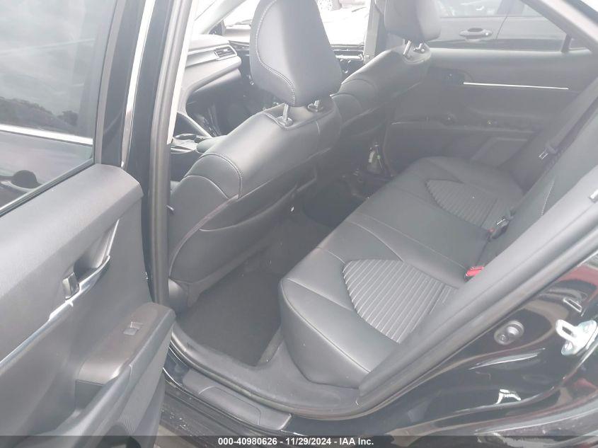 TOYOTA CAMRY SE 2024