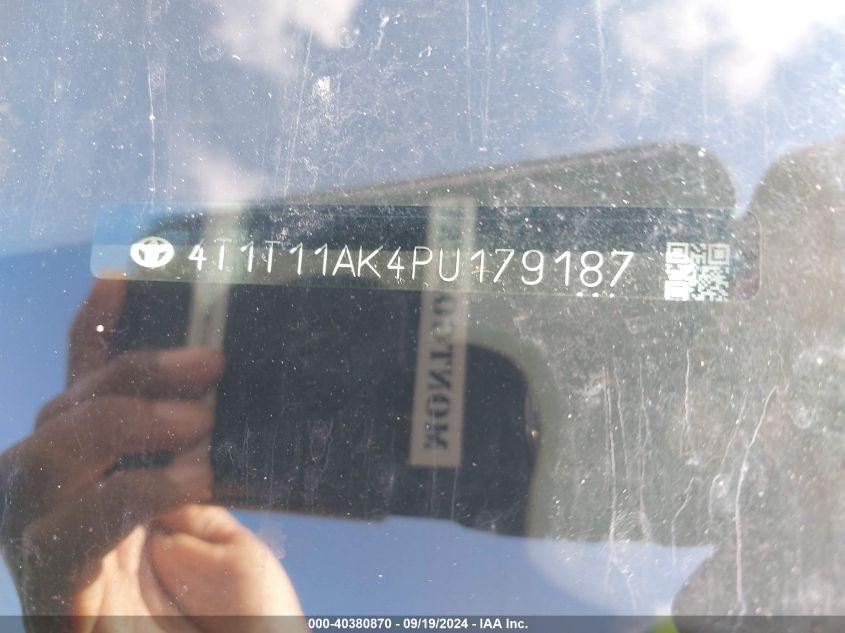 TOYOTA CAMRY SE 2023