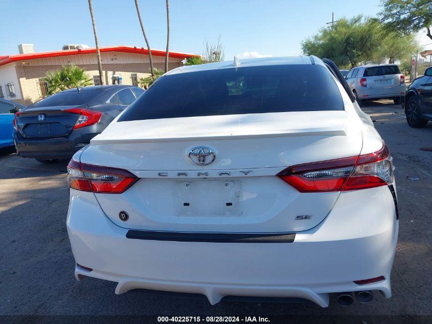 TOYOTA CAMRY SE 2022